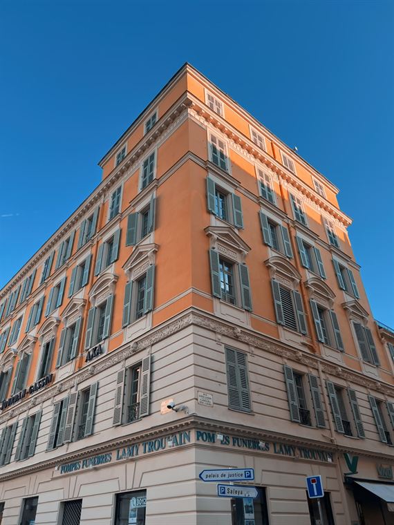 Corner building, Nice - photograph by Lika Arobelidze